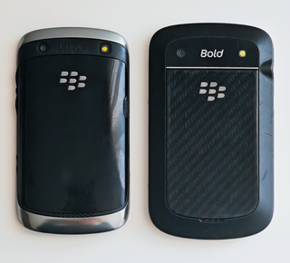 Blackberry Bold Touch 9900 + Curve 9360 **LEGGI**