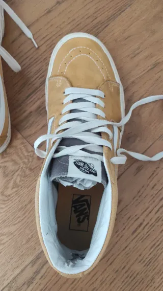 Zapatillas Vans caña media mostaza