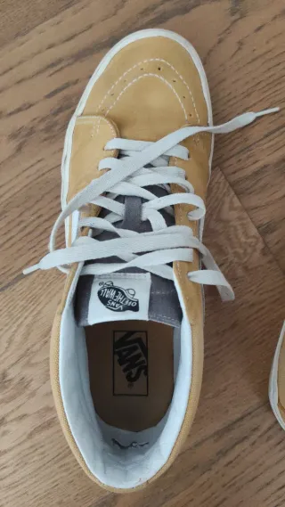 Zapatillas Vans caña media mostaza