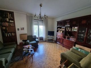 Piso en venta en Pº Zorrilla - Cuatro de Marzo en Valladolid