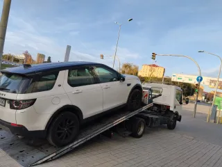 Servicio grúa Asistencia en carretera 636517189