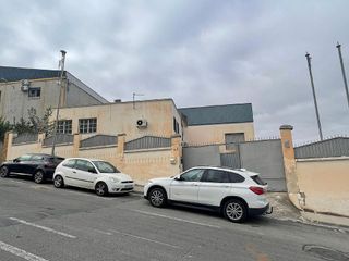 Nave industrial en venta en Barrio de la Vega en Monachil