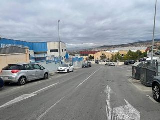 Nave industrial en venta en Barrio de la Vega en Monachil