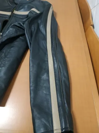 Cazadora de cuero OSX negra