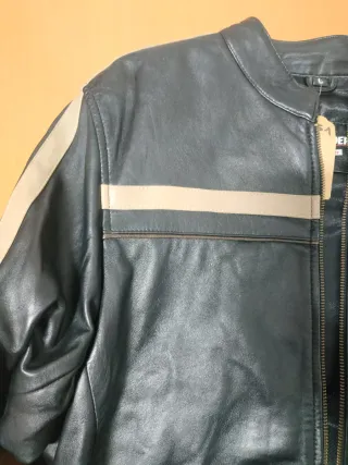 Cazadora de cuero OSX negra