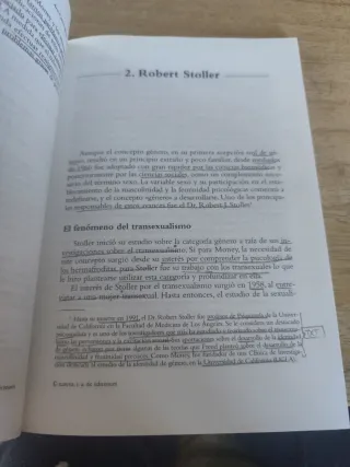 Desarrollo del género en la feminidad y la masc...