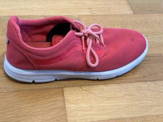 Zapatillas Vans color Coral