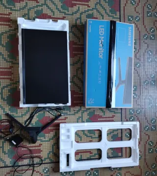 Monitor Samsung LED 24 T35F