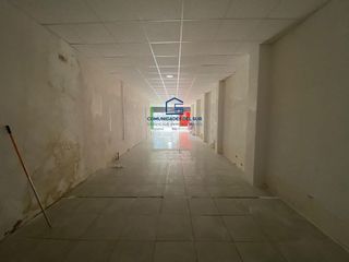 Local comercial en venta en La Paz - Segunda Aguada - Loreto en Cádiz