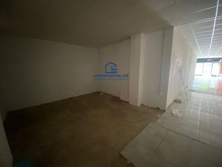 Local comercial en venta en La Paz - Segunda Aguada - Loreto en Cádiz