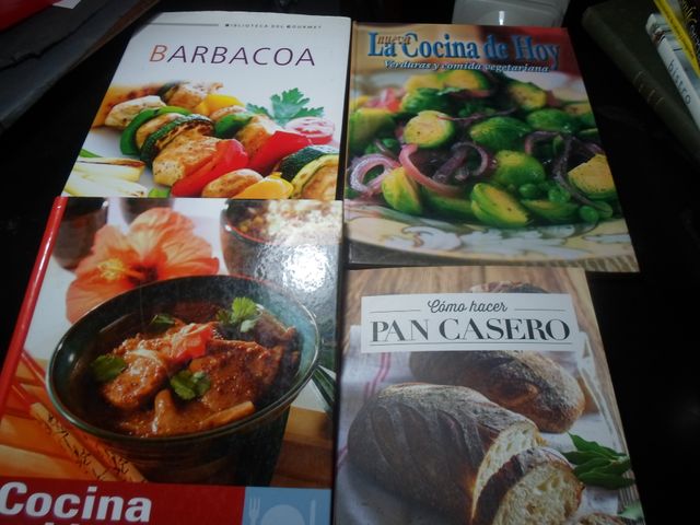 SALDO-LOTE 4 LIBROS COCINA-3 GRANDES+1 NORMAL