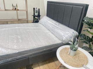 Cama moderna con colchón incluido nueva de fábrica