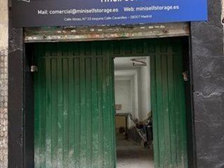 Trastero en venta en Pacífico en Madrid