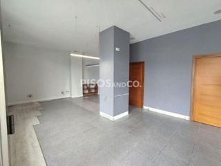 Local comercial en venta en Paseo de los Puentes - Santa Margarita en Coruña (A)