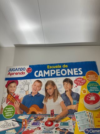 Juego de mesa Escuela de Campeones