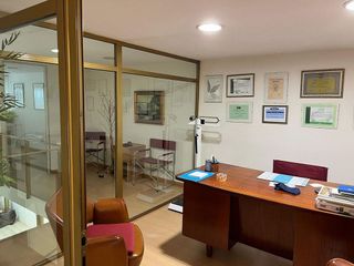 Local comercial en venta en Castilla - Hermida en Santander