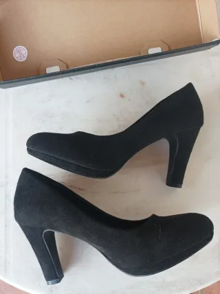 Zapatos de tacón negros