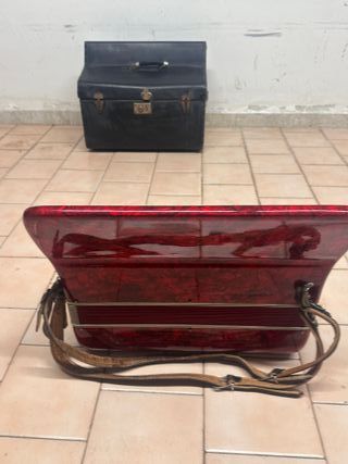 Fisarmonica Paolo Soprani Rossa