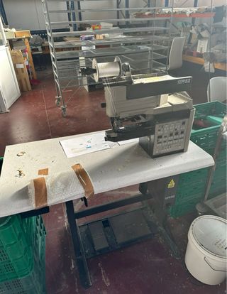 Máquina Dobladora Pestañadora COMELZ COM52