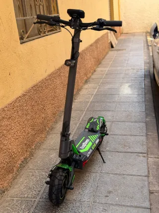 Patín Eléctrico Ecotrém 2000W