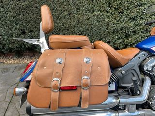 Indian Scout Azul/blanca 8.168 km reales