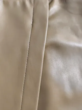 Falda Zara polipiel verde S