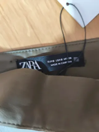 Falda Zara polipiel verde S