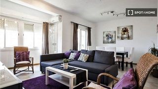 Piso en alquiler en El Turó de la Peira en Barcelona