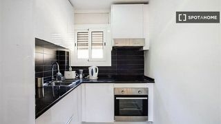 Piso en alquiler en El Turó de la Peira en Barcelona