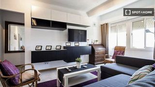 Piso en alquiler en El Turó de la Peira en Barcelona