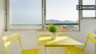 Piso en alquiler en El Turó de la Peira en Barcelona