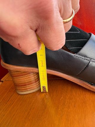 Zapatos Neosens Negros Tacon Redondo