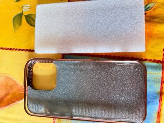 Funda iPhone 16 Pro Max Rose Gold Flores Diamantes