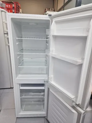 Nevera 1.43m por 50cm ancho