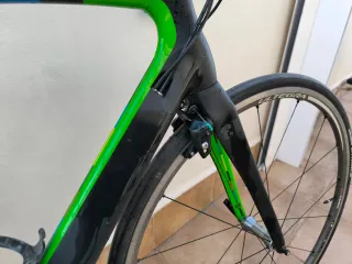 Bicicleta de carratera carbono, talle L/XL