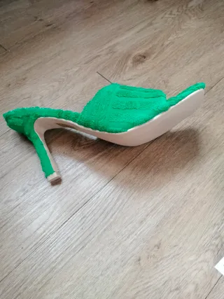 Zapatos de tacón Ciaodea verdes talla 39