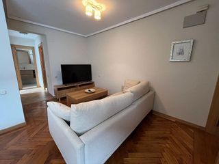 Piso en alquiler en Campo San Francisco - Plaza de América en Oviedo