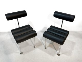 Sillas piel negra
