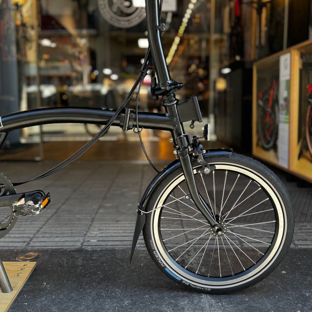 Brompton C-Line Explore M12L Negra 2026