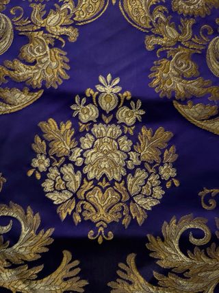 Tela Fallera Morada y Dorada