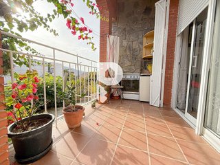 Casa adosada en venta en Sant Vicenç dels Horts