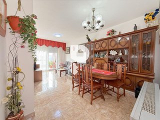 Casa adosada en venta en Sant Vicenç dels Horts