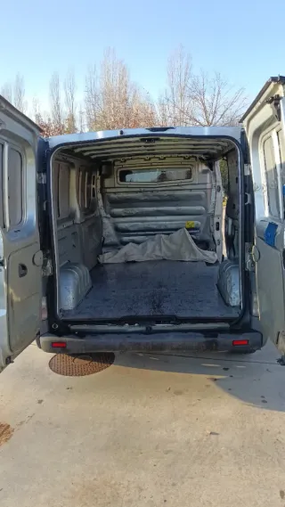 Nissan Primastar 2003