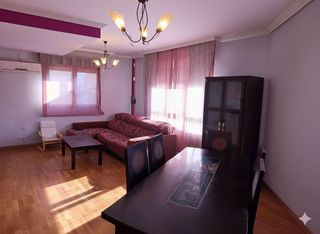 Casa adosada en venta en Santa Cruz - Industria - Polígono Campollano en Albacete