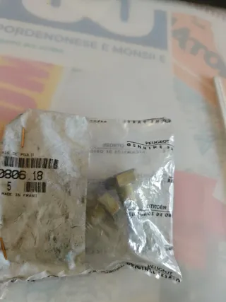 Tornillos Originales nuevos para poleas Saxo 16v