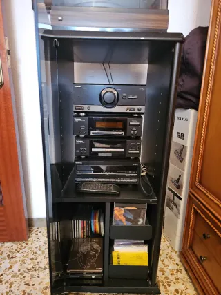 Minicadena Technics con Altavoces modelo SE CH530