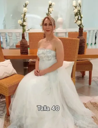 Vestido de Novia plata y Blanco natural Talla 40