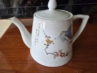 Tetera antigua china decorada