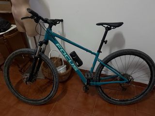 Bicicleta de montaña FOCUS WHISTLER 3.6