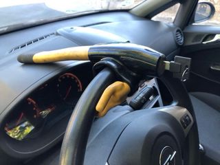 Opel Corsa Essentia 2010